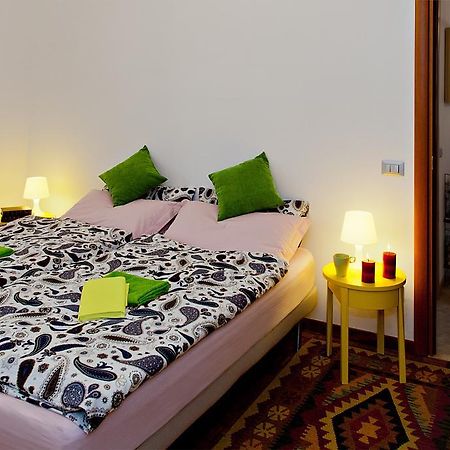D&D House Apartman Bergamo Szoba fotó